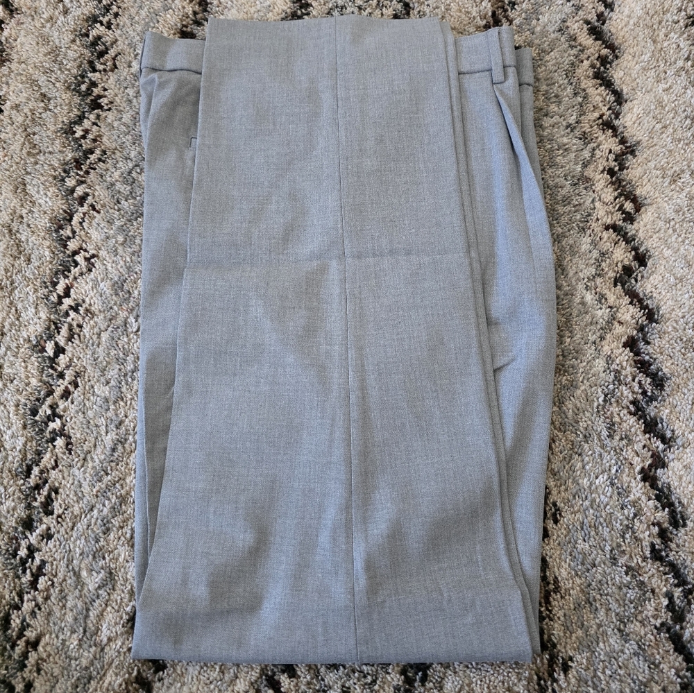 Tommy Hilfiger Mens Dress Pants 34x32 Wrinkle Free Grey Career $95 Relax Fit - Picture 5 of 6